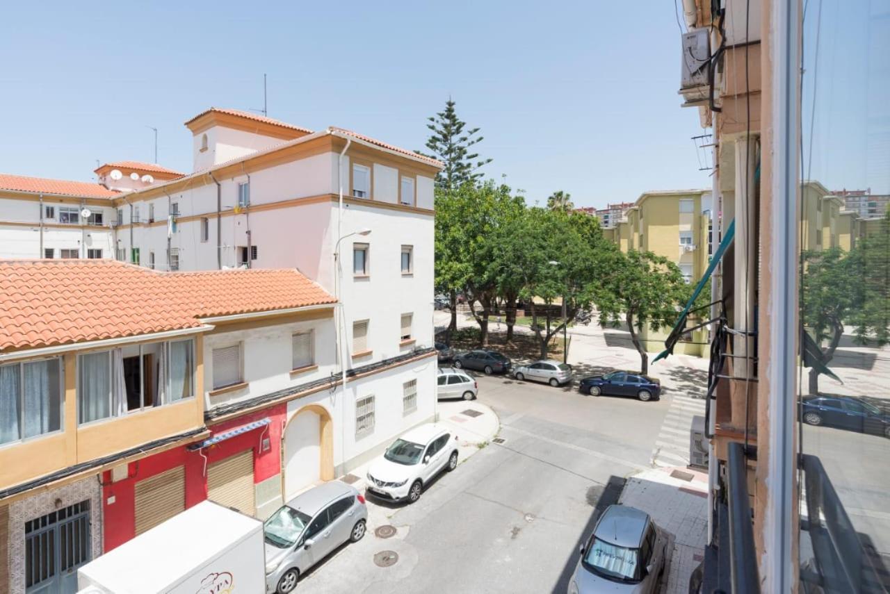 Dream House Rooms Malaga - Habitacion En El Apartemento Exterior photo